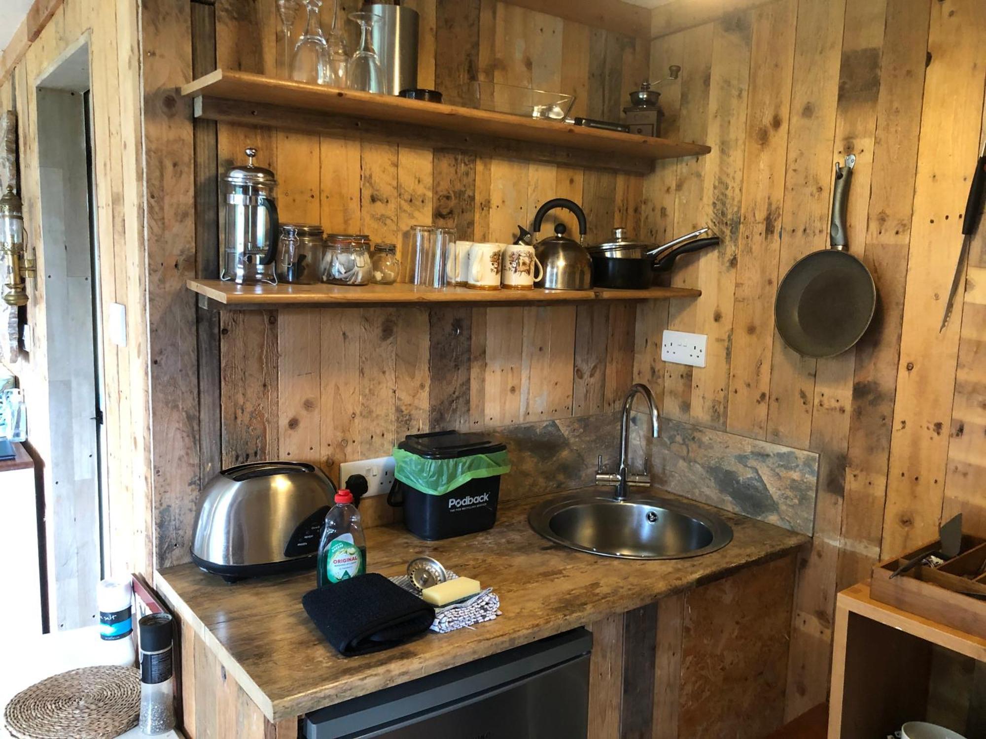 Foxesden, Unique Eco Cabin, Dartmoor Views South Brent エクステリア 写真