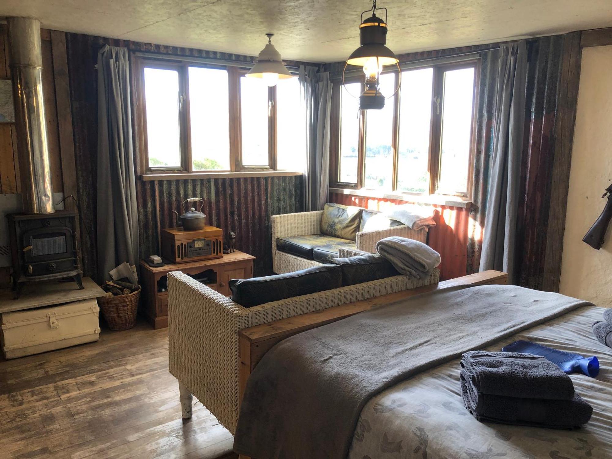 Foxesden, Unique Eco Cabin, Dartmoor Views South Brent エクステリア 写真